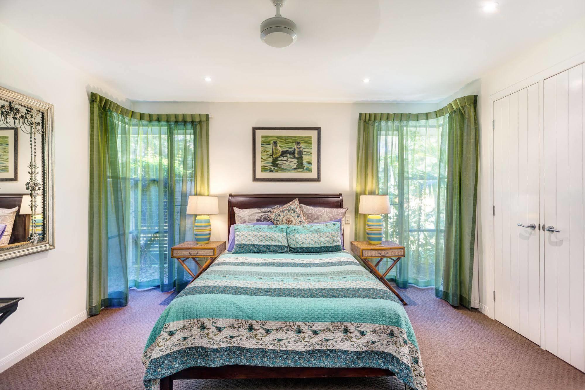 Ringtail Creek アラヤ ヴェルデ Bed & Breakfast エクステリア 写真